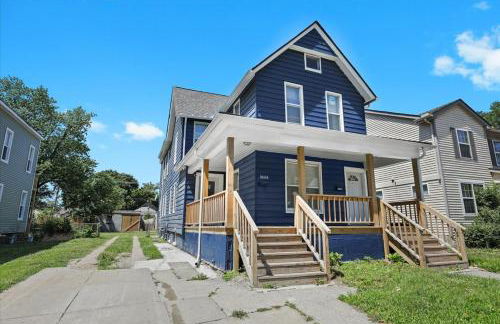 Chic Vinewood Home King Plus 2 Queens - Foto 32