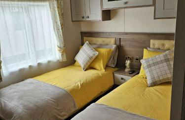 Still Waters Luxury Retreat with Hot Tub -Tattershall Lakes - Foto 19