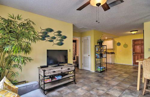 Updated Condo Near Beach: Ideal Walkable Location - Foto 9