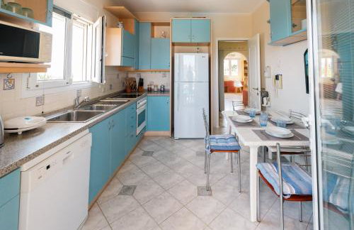 Chios Seafront Luxury Villa with Pool - Foto 21