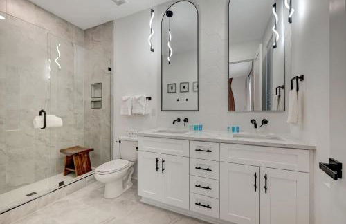 Luxury Hot tub Rooftop Deck Game Room Nashville - Foto 66