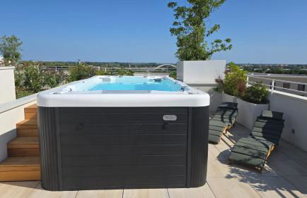 CS Skyline rooftop spa de nage - Foto 24