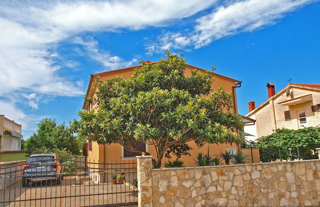 Apartment 21 - Photo 32