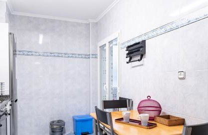 Adaptado y cómodo apartamento en Iturrama - Photo 12