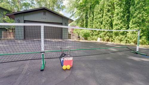 Lakefront Retreat with Views and Decks and Fire Pit - Foto 4, Other