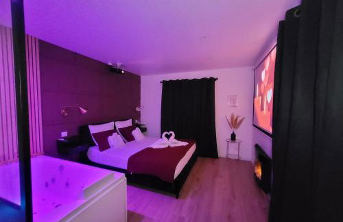 Nuit d'évasion love room avec baignoire balnéothérapie - Foto 20