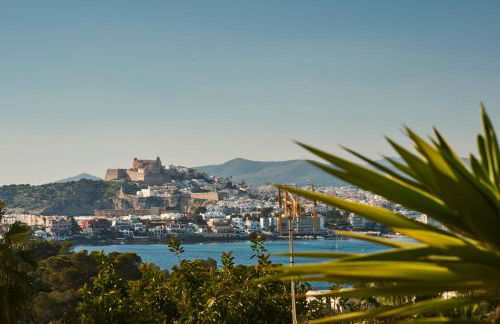 Talamanca 3-bedroom villa ensuite, nice sea view - Foto 2