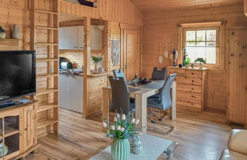 Schmuckes Holzhaus Im Grünen - Foto 3