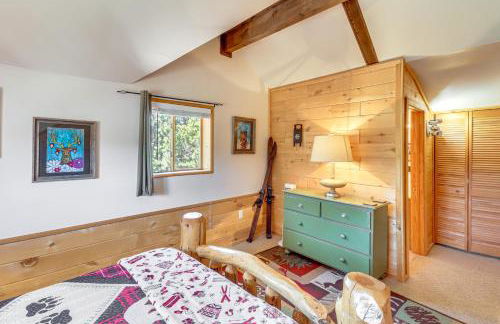 Hot Tub and Game Room! 30-Acre Vernon Retreat - Foto 23