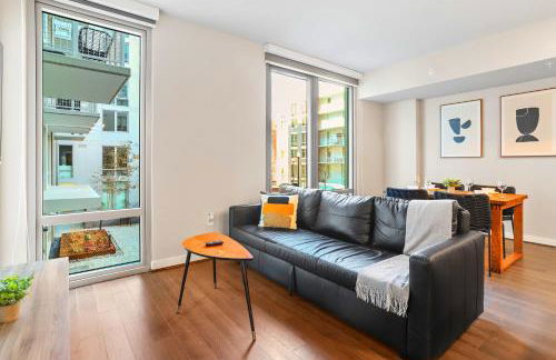 Comfy Clarendon Apt - Steps from Metro - Foto 1