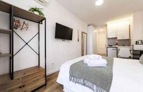 Deluxe V - Ferga Suites - Photo 25