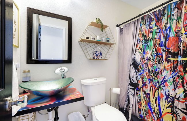 Graffiti and Glam Wonderland - Foto 27