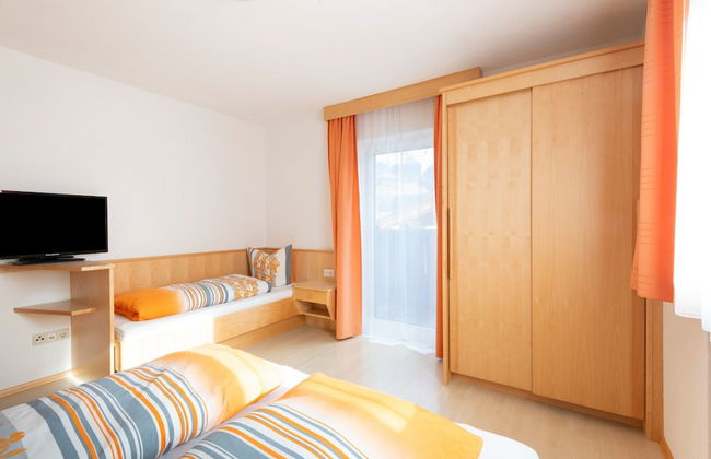 Inviting Holiday Apartment in Ladis With Balcony - Foto 5