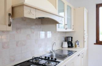 Villa Ena with Pool & Jacuzzi - Photo 29