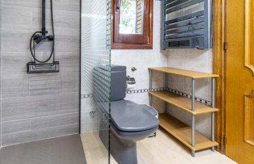 Can Noguer – Casa con piscina y jardín - Photo 25