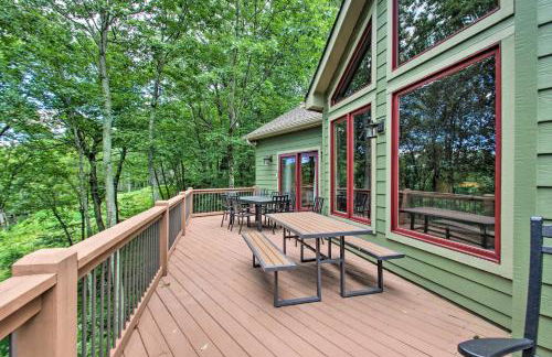 Wintergreen Resort Vacation Rental with Balcony! - Foto 30