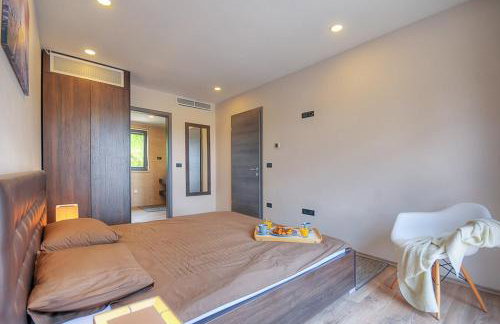 Villa Onyx for 12 people near Porec with 65 private pool and jacuzzi - Photo 30