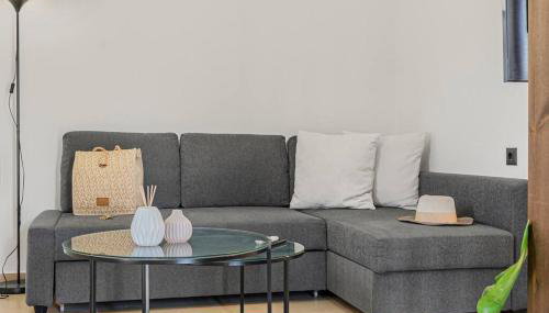 Lavris Seaside Apartment - Photo 4