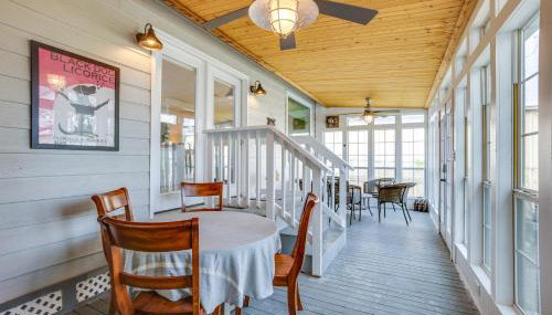 Backyard, Deck and Fire Pit Conroe Getaway - Photo 3