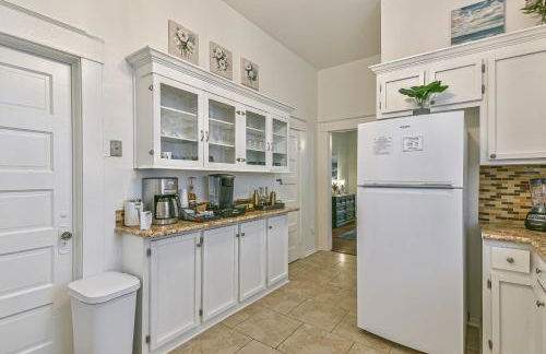 3 Unit Historic Charmer near Beach, Pier, Dining - Foto 10