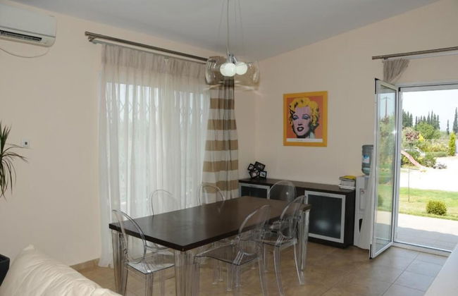 Luxurious 6 Bedroom Villa In a Great Location - Foto 10