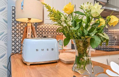 Lisburne Place - Luxury Three Bedroom Town House - Photo 36