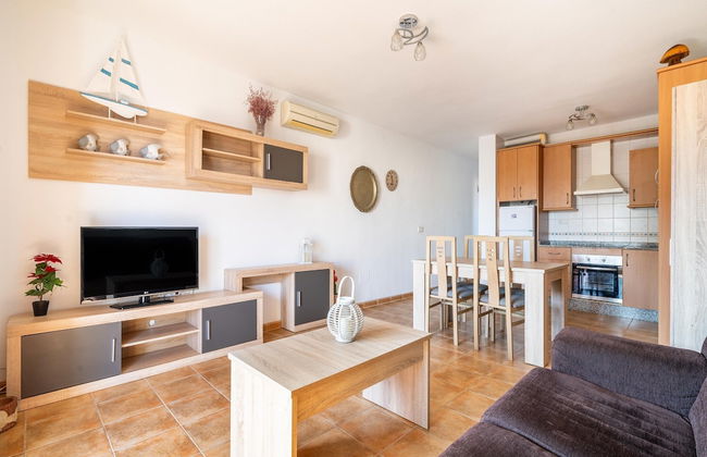 Apartment Near the Beach With sea Views - Photo 12