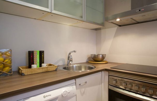 BarcelonaForRent Urban Town Suites - Photo 33