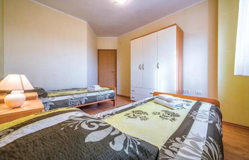 Four-Bedroom Holiday Home In Bregi - Foto 26