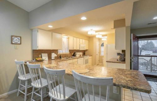 2BR Penthouse Condo - 2 Pools - Close to the Strip - Stairs Required - FREE TICKETS INCLUDED - FHC-24 - Foto 6