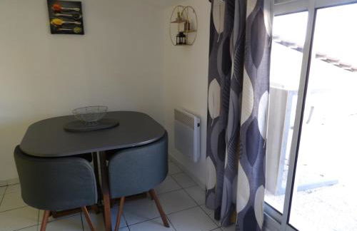 Gîtes Le Mas du Vieux Chêne - Foto 8