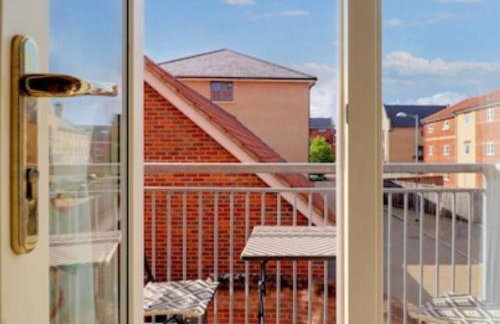 Norwich City Large Modern Home - Foto 10