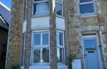 Palm Haven House - Luxury family-friendly Newquay surf house near Porth Beach perfect for walking, pets, exploring - Foto 24