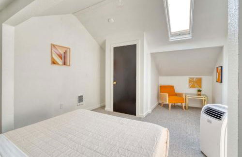 Stay Portland - Warhol Suite - Art Deco Apartment - 92 WalkScore - Photo 9