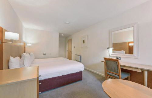 Holyrood Aparthotel - Photo 120