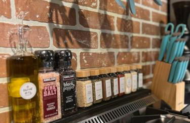 Enchanting and comfy urban cottage with renovated rustic den by Como Park & MN State Fair - Foto 58