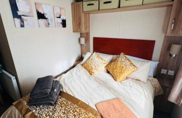Princess's Palace, Holiday Lodge, Malvern View Leisure Park - Photo 19