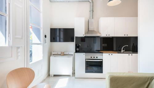 Sunny Apartment with Private Terrace in Gracia, Barcelona - Foto 2