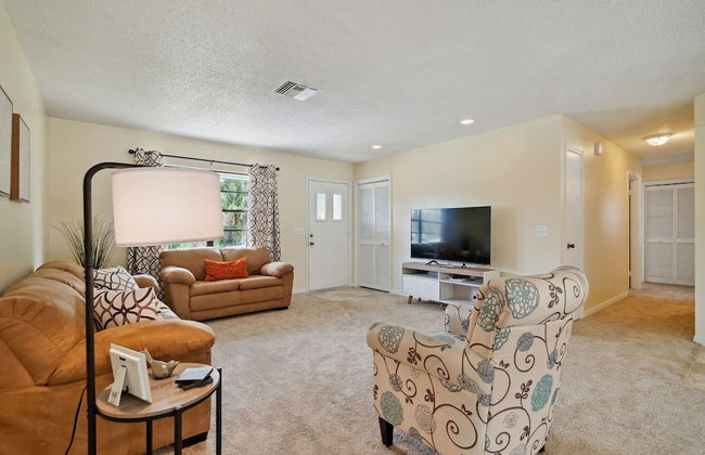 Charming Cottage Escape 3 Bedroom Home by RedAwning - Foto 17