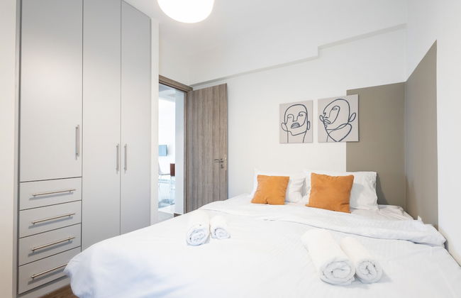 Beachfront 2-bedroom Stay in Voula - Photo 30