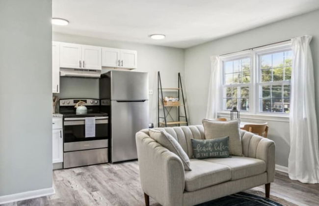 Seaside Sanctuary 4 Walk to Beach Cozy 1 1 - Foto 1