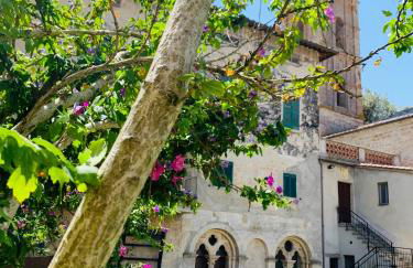 Claves Claustri - Appartamento storico con balcone - Photo 8