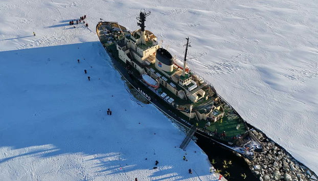 Enjoy the icebreaker ship experience