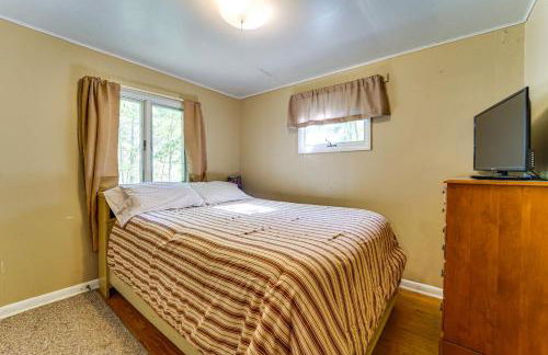 Rustic Bedford Cabin Near Hunting and Fishing - Foto 9