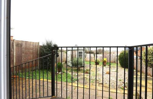 2 bed bungalow - Driveway Parking - Foto 30