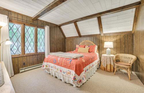 Lake Access Cabin with Deck, Fire Pit and Grill! - Foto 13