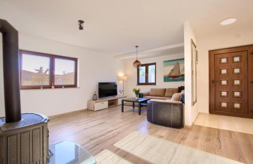 Family-Friendly Villa Amorea with Pool in Nature - Foto 48