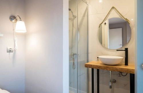 BeBarceloner Sant Andreu Apartments - 1 bedroom with terrace - Photo 17