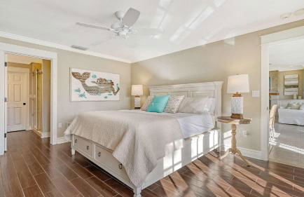 Blue Lagoon Hideaway 3BR Coastal Chic Retreat - Foto 14