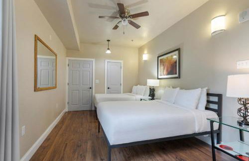 Fully Furnished Condos Near St Charles - Foto 140